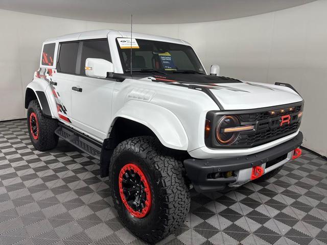 Photo of 2024 OXFORD WHITE Ford Bronco