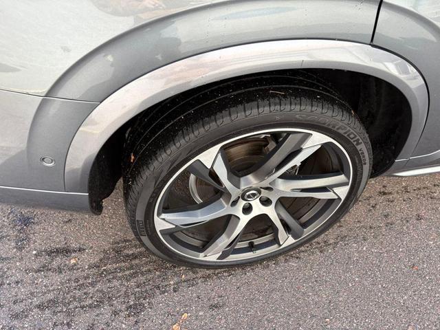 Photo of 2019 Osmium Grey Metallic Volvo XC90