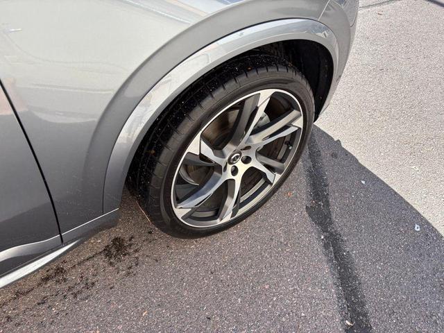 Photo of 2019 Osmium Grey Metallic Volvo XC90