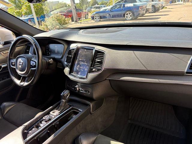 Photo of 2019 Osmium Grey Metallic Volvo XC90