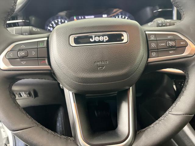 Photo of 2024 Bright White Clearcoat Jeep Compass