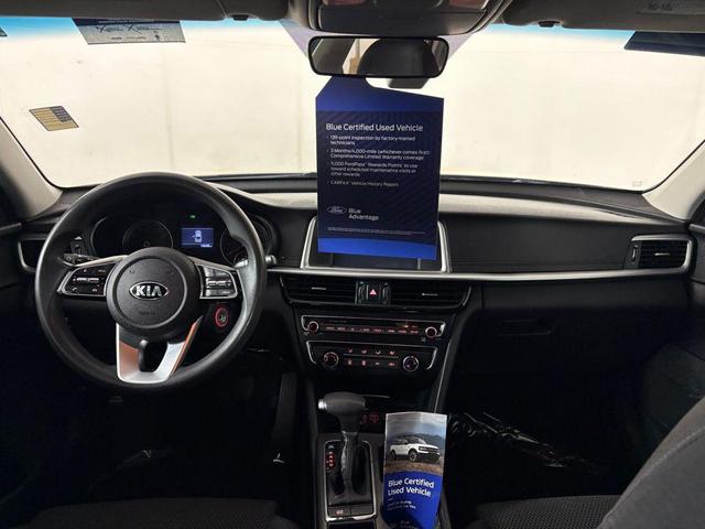 Photo of 2019 Platinum Graphite Kia Optima