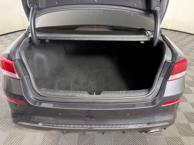Photo of 2019 Platinum Graphite Kia Optima