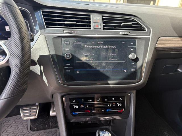 Photo of 2024 Deep Black Volkswagen Tiguan