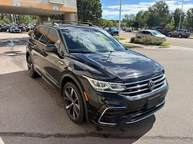 Photo of 2024 Deep Black Volkswagen Tiguan