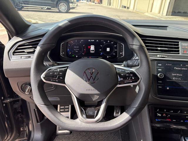 Photo of 2024 Deep Black Volkswagen Tiguan