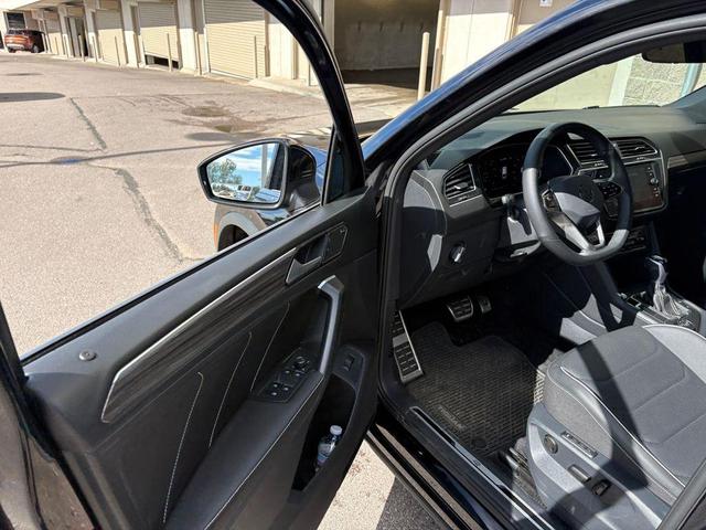 Photo of 2024 Deep Black Volkswagen Tiguan