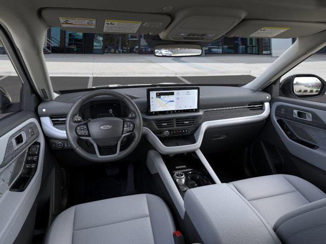 Photo of 2025 AGATE BLACK METALLIC Ford Explorer