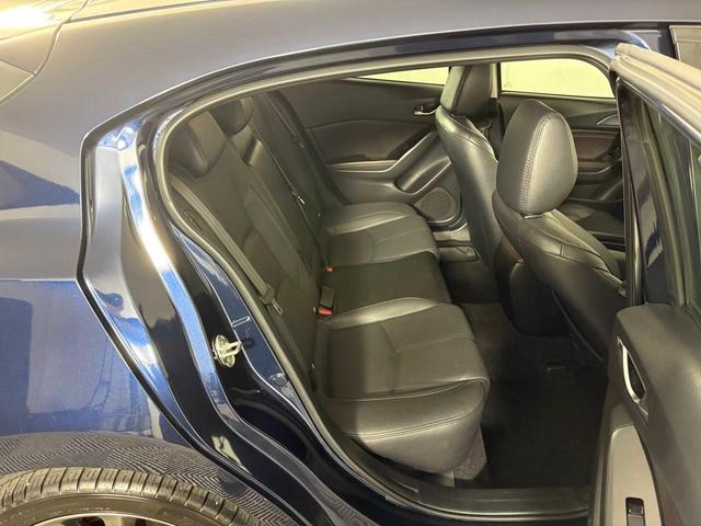 Photo of 2018 Deep Crystal Blue Mica Mazda Mazda3