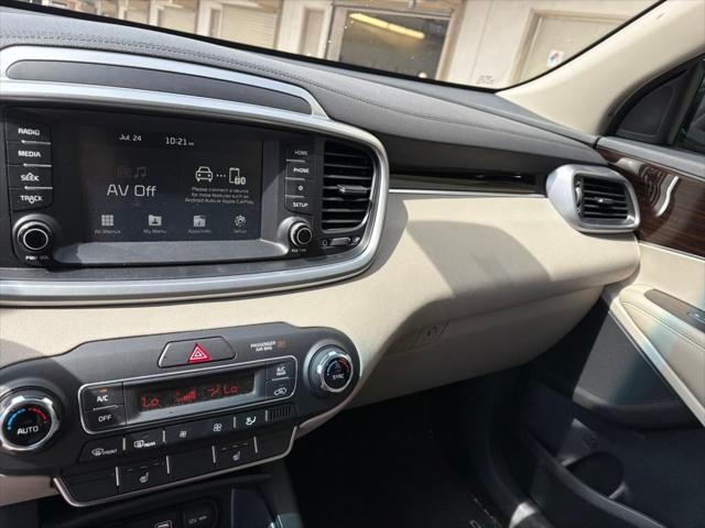 Photo of 2020 Snow White Pearl Kia Sorento