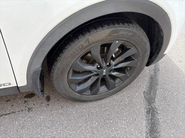 Photo of 2020 Snow White Pearl Kia Sorento
