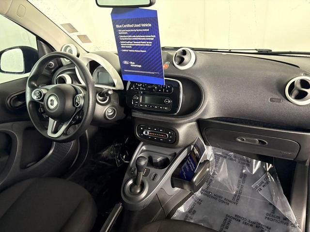 Photo of 2018 Black smart ForTwo Electric Drive