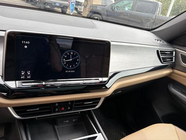 Photo of 2024 Gray Volkswagen Atlas Cross Sport