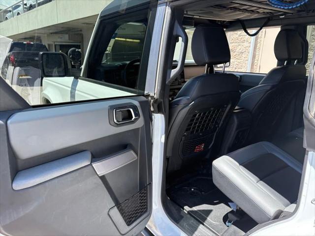 Photo of 2023 OXFORD WHITE Ford Bronco