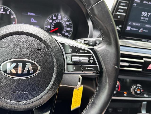 Photo of 2021 Steel Gray Kia Seltos