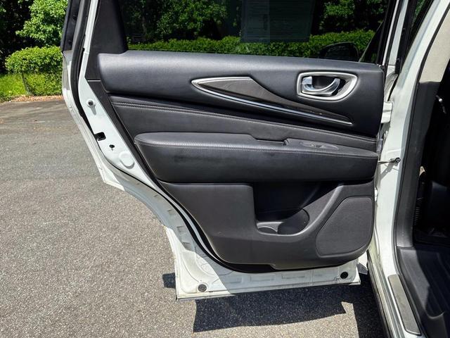 Photo of 2020 Majestic White INFINITI QX60