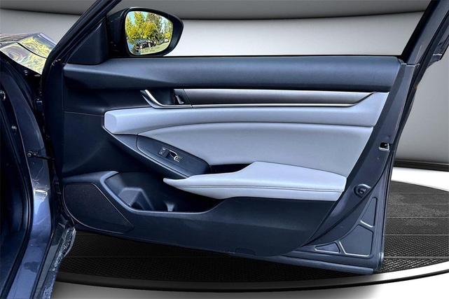 Photo of 2019 Gray Honda Accord