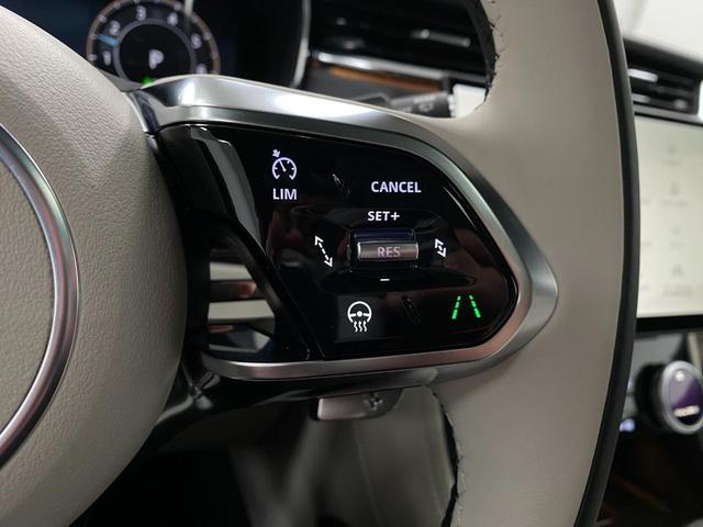 Photo of 2026 CARPATHIAN GREY Jaguar F-PACE