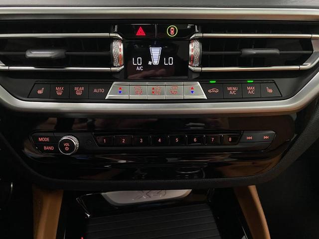 Photo of 2022 Alpine White BMW X4