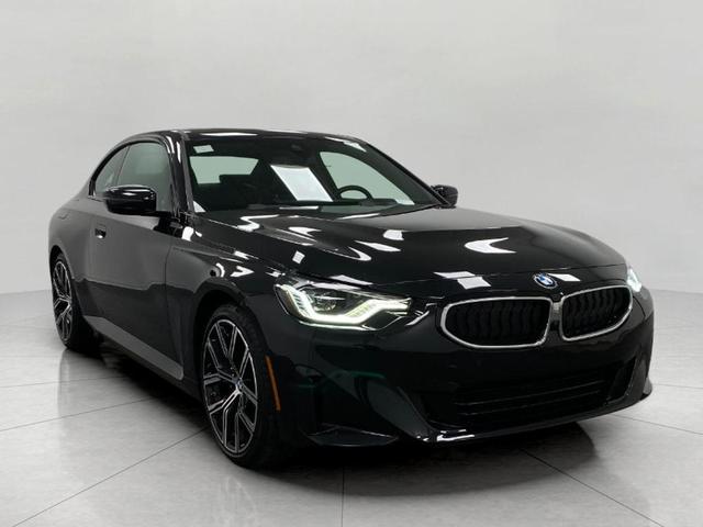 2024 BMW 230