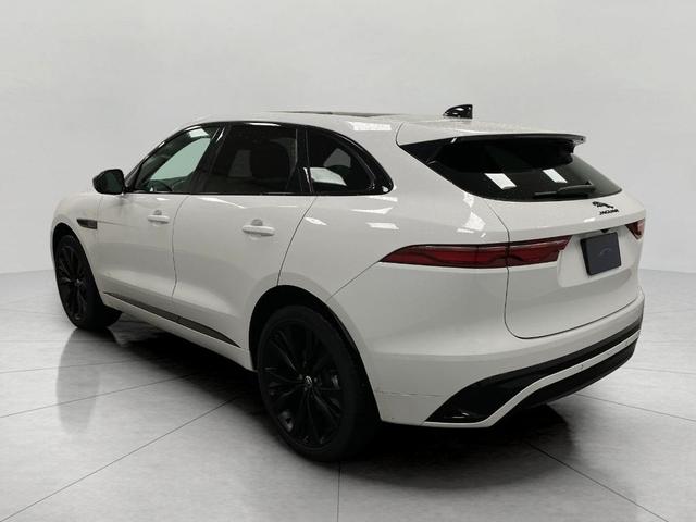 Photo of 2025 Fuji White Jaguar F-PACE