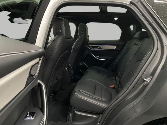 Photo of 2025 Fuji White Jaguar F-PACE