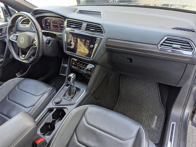 Photo of 2022 Platinum Gray Metallic Volkswagen Tiguan