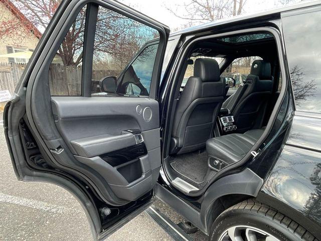 Photo of 2016 BLACK Land Rover Range Rover