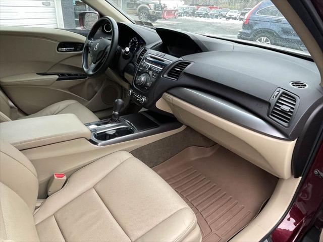 Photo of 2014 MAROON Acura RDX