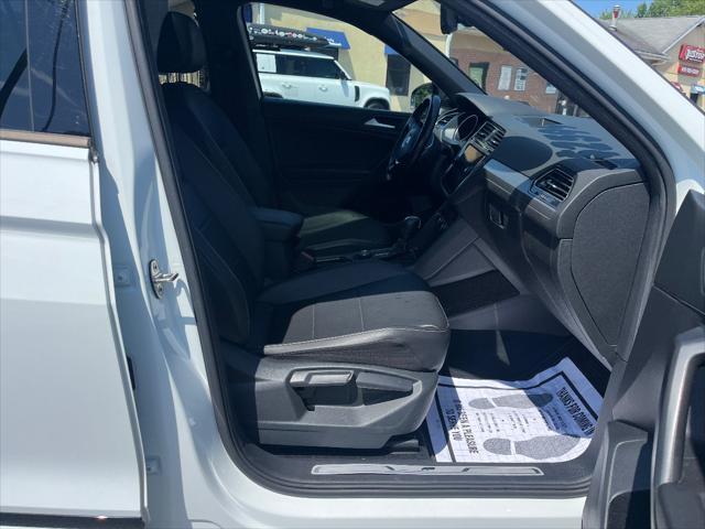 Photo of 2021 PURE WHITE Volkswagen Tiguan