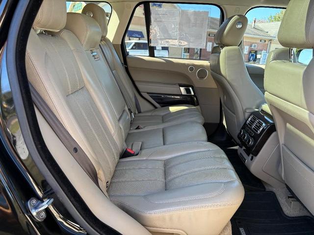 Photo of 2015 Santorini Black Metallic Land Rover Range Rover