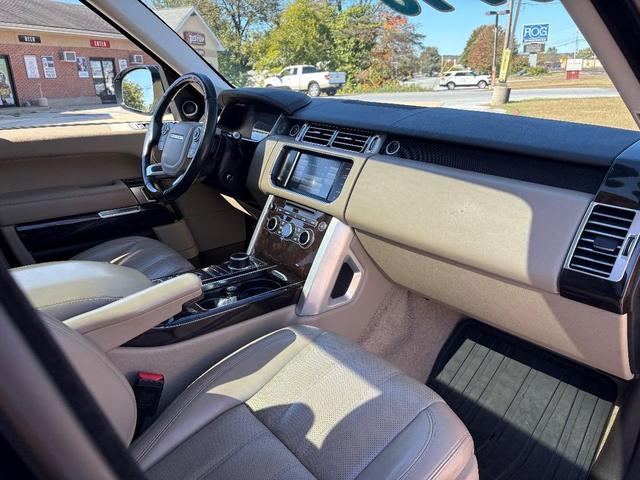 Photo of 2015 Santorini Black Metallic Land Rover Range Rover
