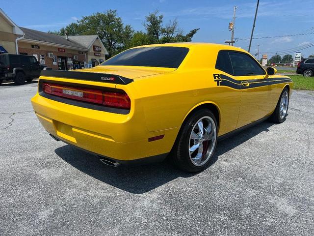 Photo of 2010 DETONATOR YELLOW Dodge Challenger