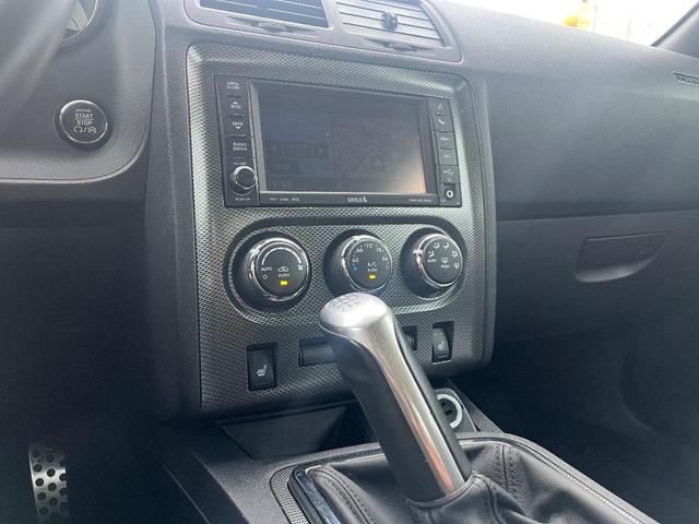 Photo of 2014 GRANITE CRYSTAL MET CC Dodge Challenger