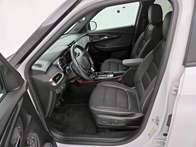 Photo of 2023 White Chevrolet Trailblazer