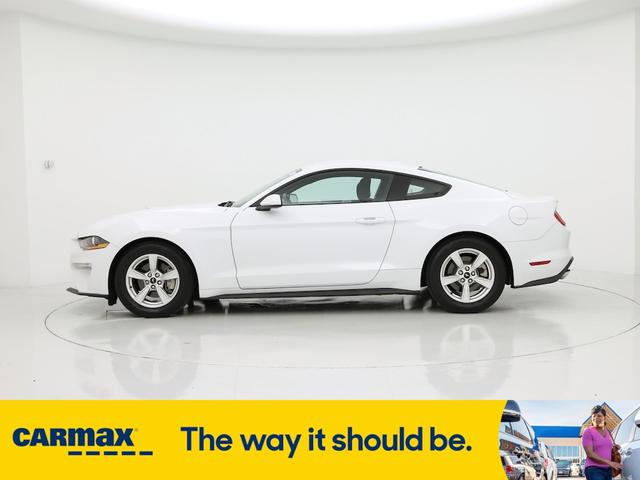 Photo of 2020 White Ford Mustang