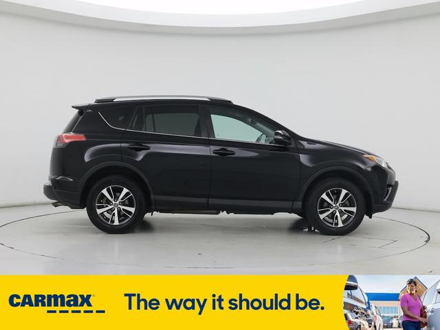 Photo of 2018 Black Toyota RAV4