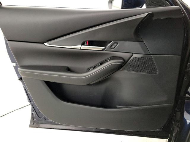 Photo of 2025 Blue Mazda CX-30