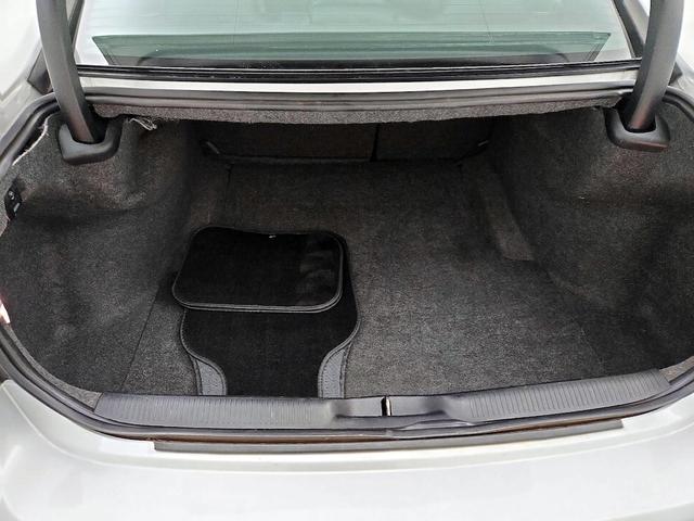 Photo of 2021 Silver Dodge Charger