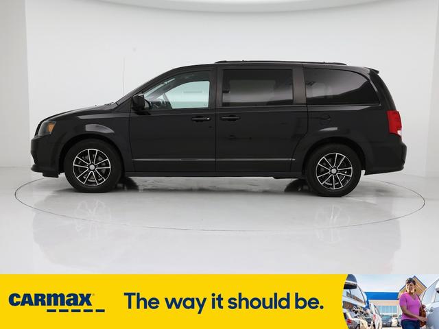 Photo of 2018 Black Dodge Grand Caravan