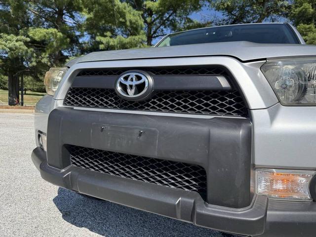 Photo of 2010 Silver Toyota 4Runner