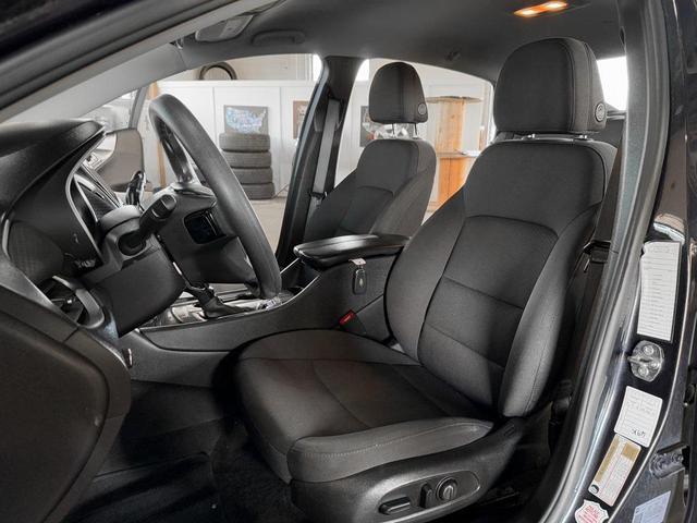 Photo of 2023 Dark Ash Metallic Chevrolet Malibu