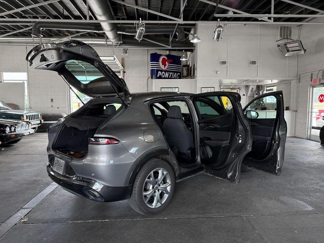 Photo of 2024 Gray Cray Dodge Hornet