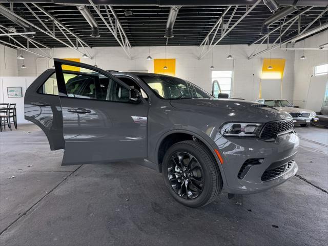 Photo of 2025 Destroyer Gray Clearcoat Dodge Durango