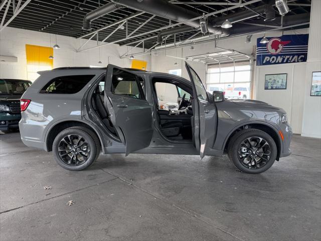 Photo of 2025 Destroyer Gray Clearcoat Dodge Durango
