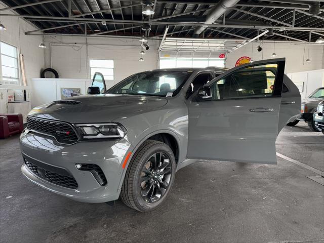 Photo of 2025 Destroyer Gray Clearcoat Dodge Durango