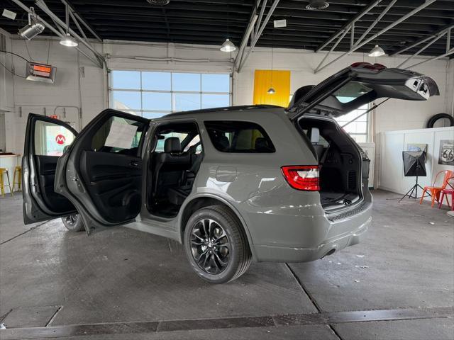 Photo of 2025 Destroyer Gray Clearcoat Dodge Durango