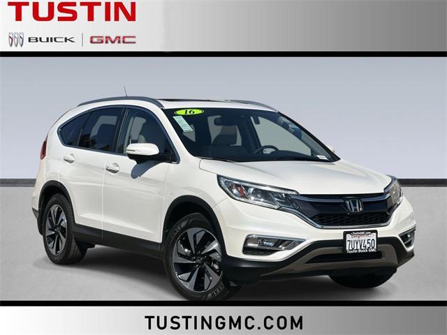 Photo of 2016 White Diamond Pearl Honda CR-V