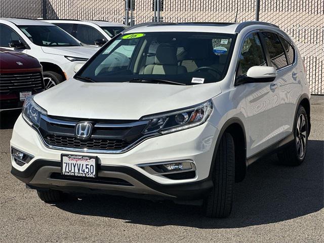Photo of 2016 White Diamond Pearl Honda CR-V