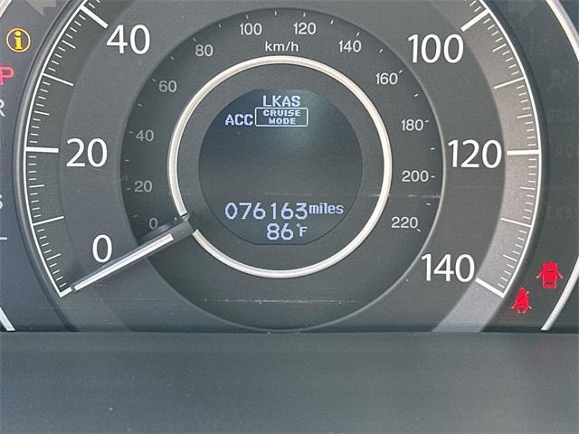 Photo of 2016 White Diamond Pearl Honda CR-V